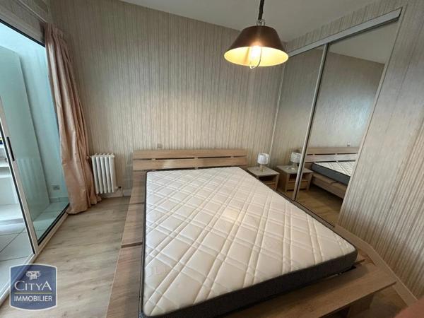Appartement à louer 2 pièces 50.89m² Poitiers (86000)