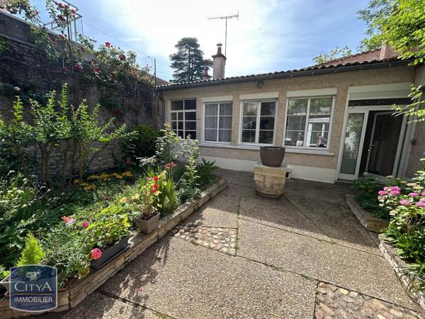 Appartement à louer 2 pièces 50.89m² Poitiers (86000)