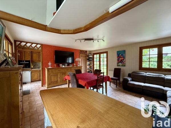 Maison rustique 5 pièces de 130 m² à Bernay (27300)