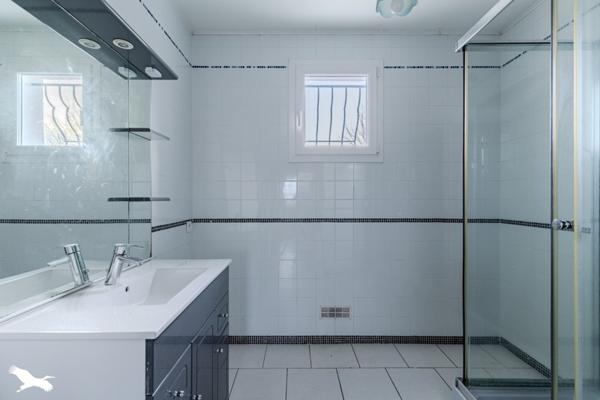 Maison à vendre |  Saint-Seurin-sur-l'Isle |  5 pièces | 130 m²