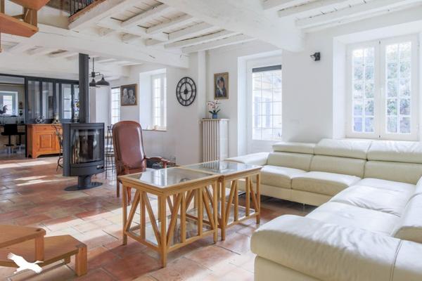 Maison 399 000 € Rouvres 7 p 190 m² DPE D