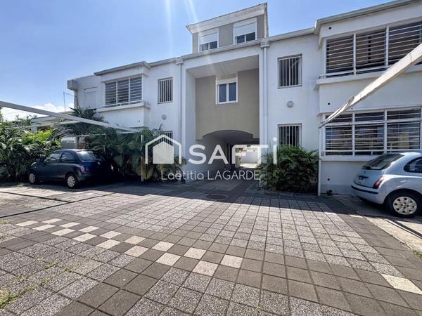 T3 en duplex – Centre-ville Saint-Pierre – 2 parkings