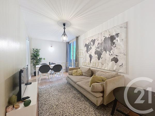 Appartement F4 à vendre  4 pièces - 72,50 m2 NOISY LE GRAND - 93