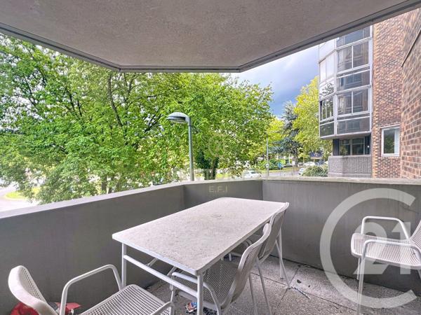 Appartement F4 à vendre  4 pièces - 72,50 m2 NOISY LE GRAND - 93