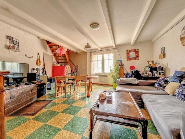 Maison de village avec jardin de 2000m² et vue panoramique – Graissessac