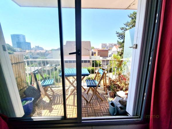 Appartement à MONTREUIL (93100)