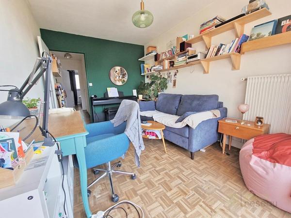 Appartement à MONTREUIL (93100)