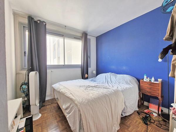 Appartement à MONTREUIL (93100)