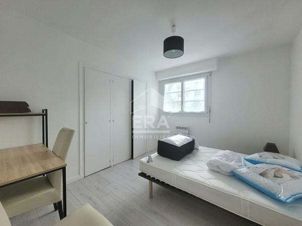 PAU : LOCATION MEUBLEE -  T2 rénové de 28m²