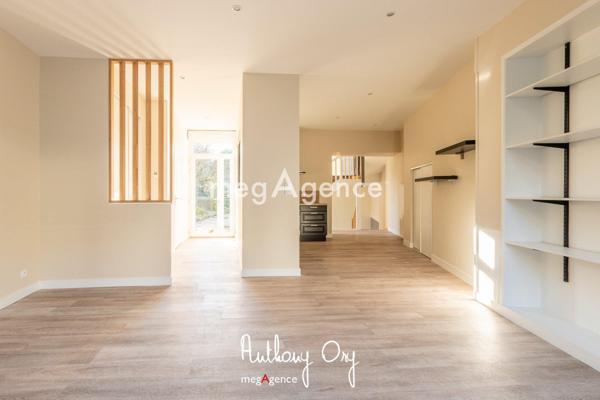 Maison à VIRE NORMANDIE, 14500 - 6 pièces 138m²