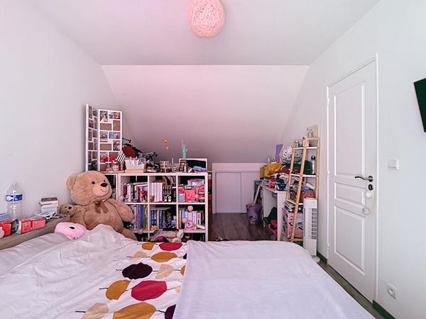 A vendre belle maison à Trélazé avec 5 chambres, garage et jardin !