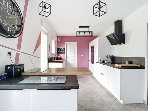 A vendre belle maison à Trélazé avec 5 chambres, garage et jardin !