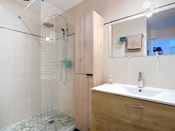 A vendre belle maison à Trélazé avec 5 chambres, garage et jardin !