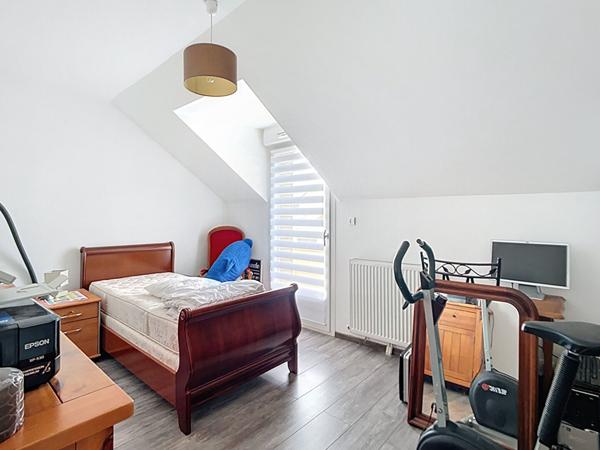 A vendre belle maison à Trélazé avec 5 chambres, garage et jardin !