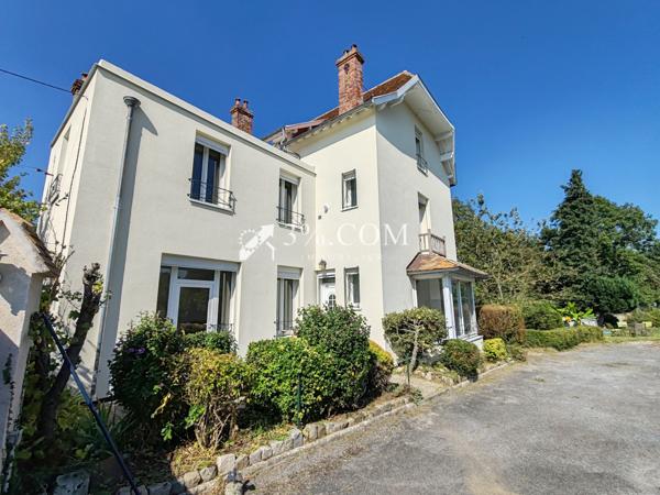 Maison 7 pièce(s) 4 chambre(s) 165 m²