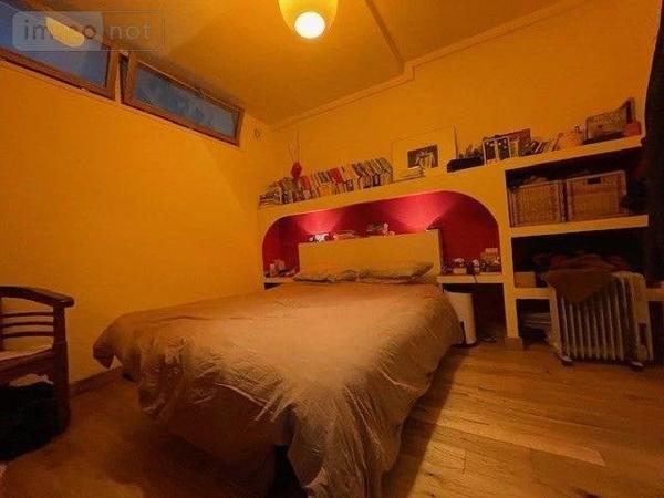 Local Professionnel et commercial à vendre à Bordeaux en Gironde (33000), ref : 011-484   
Chartrons