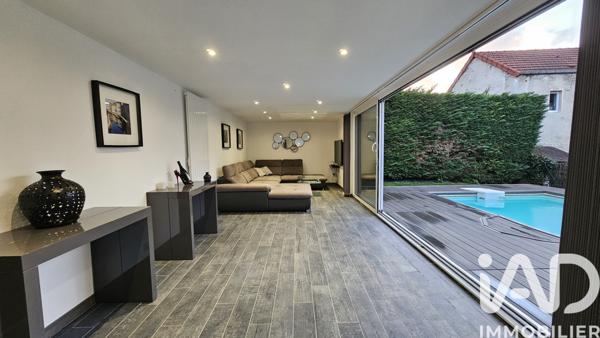 Maison à vendre 6 pièces 150 m² Morainvilliers