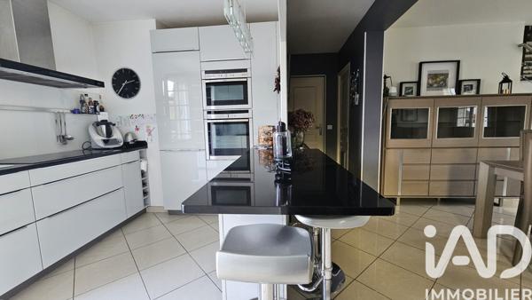 Maison à vendre 6 pièces 150 m² Morainvilliers