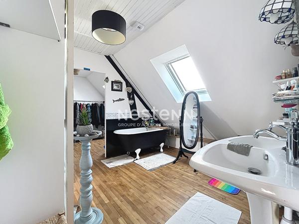 QUIMPERLE - Maison 6 pièces - 3 chambres