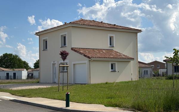 Maison à vendre    4 pièces •  Montbeton