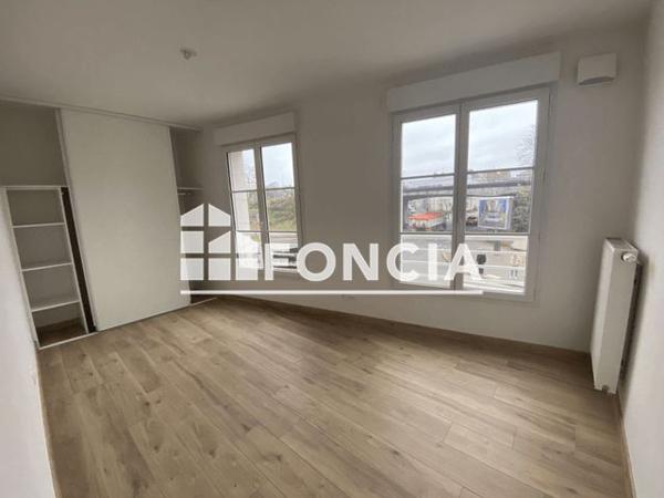Location Appartement 3 pièces 70.2 m² - 31 BOULEVARD JEAN JAURES - A102 Orleans 45000