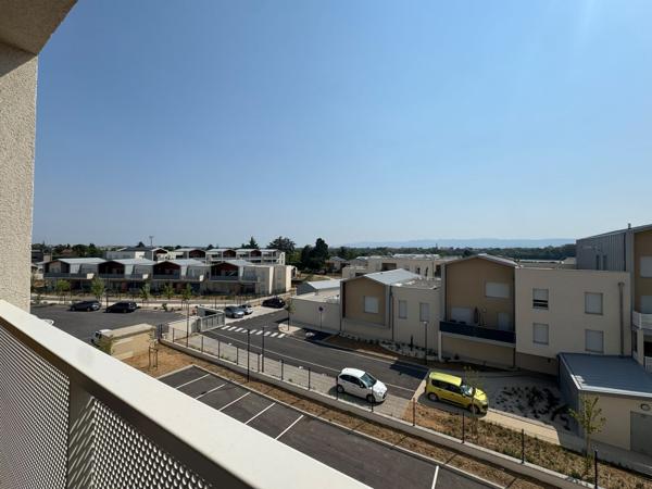Appartement T3 neuf avec accès PMR – Disponible immédiatement