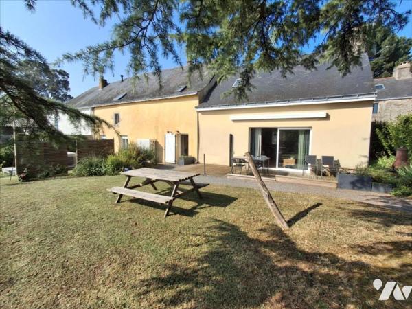 Malville 'Village du goust' ancienne ferme rénovée de 180 m2 avec jardin et dépendances