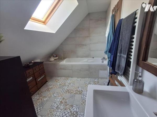 Malville 'Village du goust' ancienne ferme rénovée de 180 m2 avec jardin et dépendances