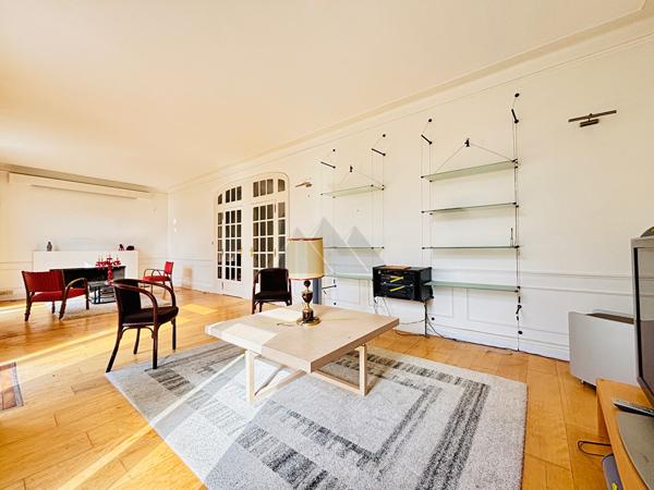 APPARTEMENT TRIPLEX 210 M² A VENDRE AVEC TERRASSE A BREST – TRIANGLE D’OR