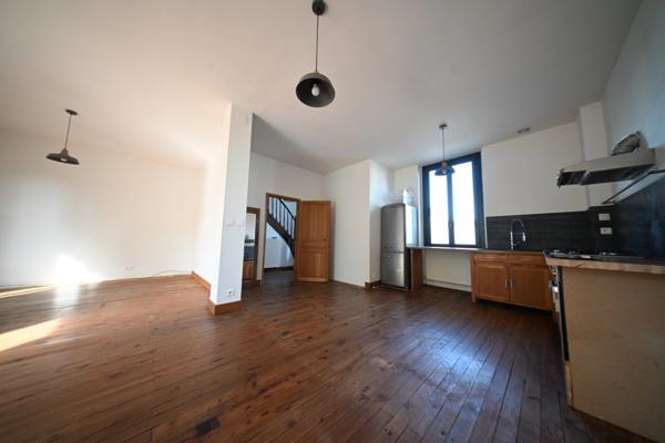 Maison de quatre pièces 122 m2 à PERIGUEUX.
