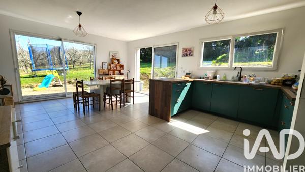 Maison à vendre 4 pièces 95 m² Cours-de-Pile