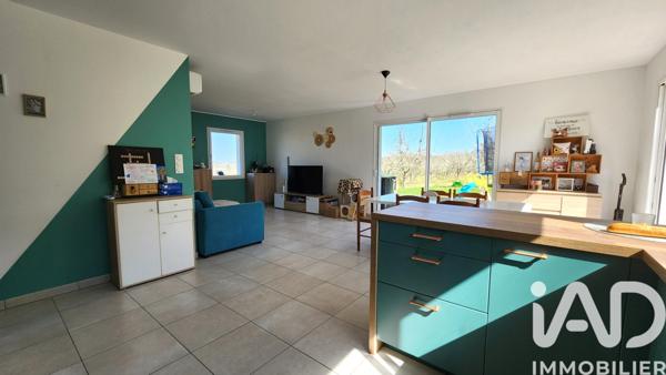 Maison à vendre 4 pièces 95 m² Cours-de-Pile