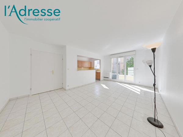 Appartement Noisy Le Grand 3 pièce(s) 60.96 m2