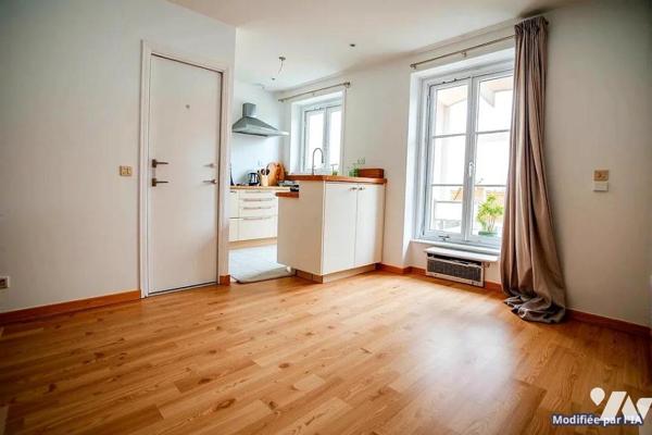 A VENDRE A PARIS 3ème 