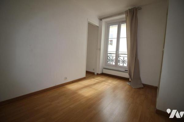 A VENDRE A PARIS 3ème 