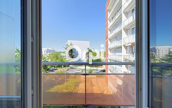 Appartement à vendre    3 pièces • 63,53 m2 Rosny-sous-Bois