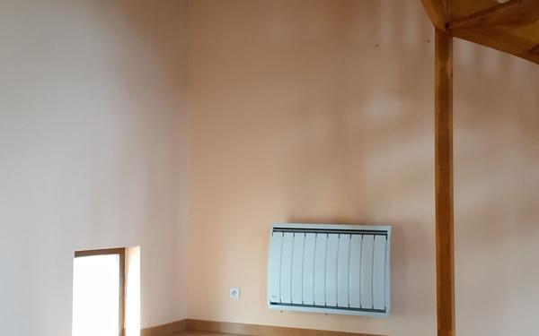 Appartement à louer    3 pièces •  Aire-sur-l'Adour