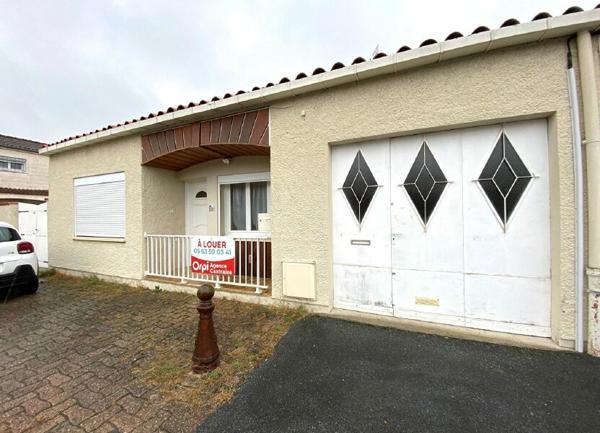 Maison à louer    2 pièces •  Aussillon