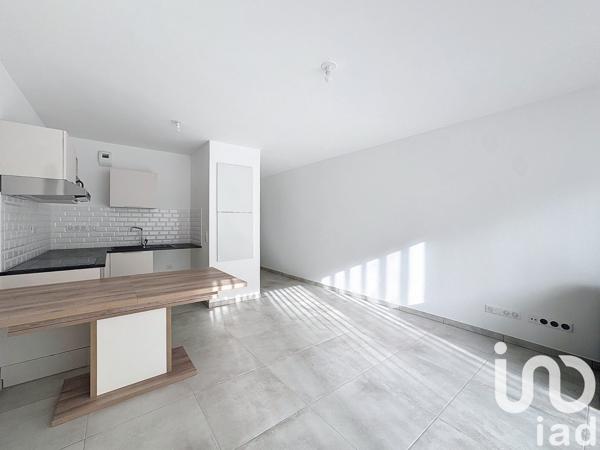 Appartement 2 pièces de 46 m² à Sète (34200)