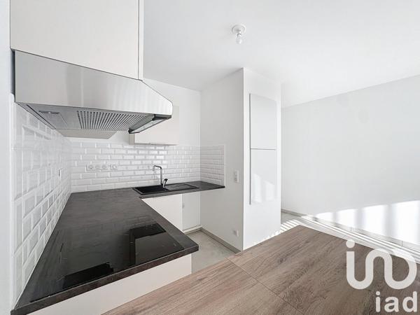 Appartement 2 pièces de 46 m² à Sète (34200)