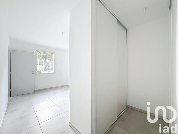 Appartement 2 pièces de 46 m² à Sète (34200)