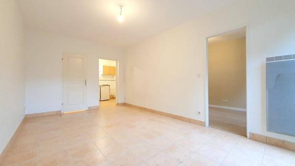 LOCATION APPARTEMENT T2 AVEC JARDINET NANTES RD PT DE RENNES – 628 €
