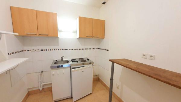 LOCATION APPARTEMENT T2 AVEC JARDINET NANTES RD PT DE RENNES – 628 €
