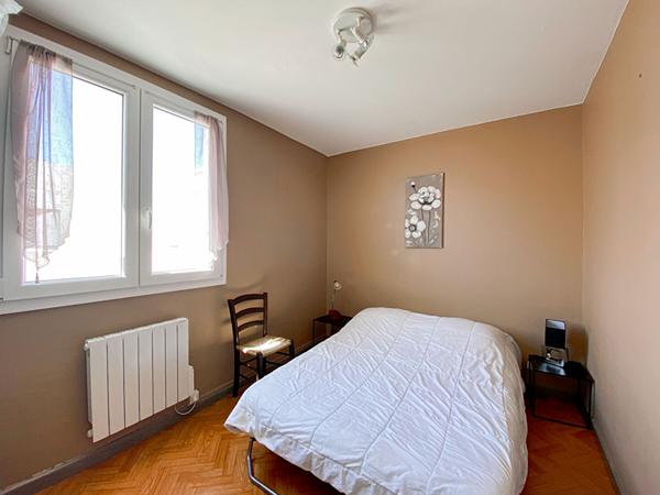 Appartement 2 pièce(s) 200 m de la plage