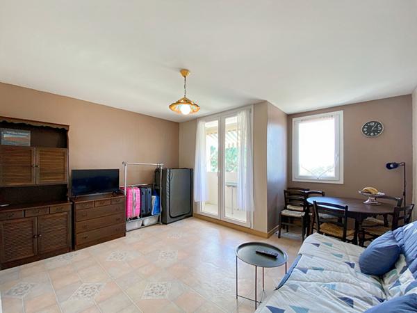 Appartement 2 pièce(s) 200 m de la plage