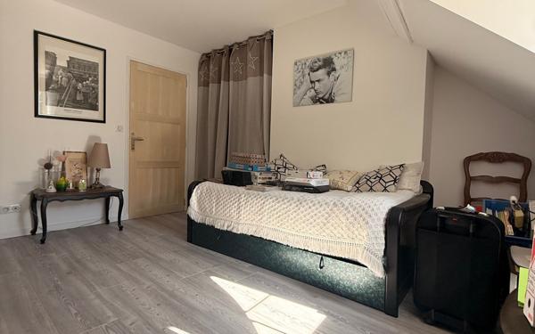 Maison à vendre    5 pièces •  Saint-Quentin