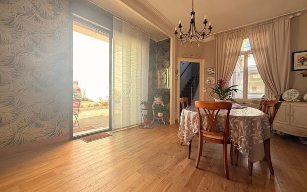 Maison à vendre    5 pièces •  Saint-Quentin