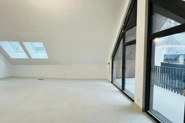 Dpt Finistère (29), à vendre au cœur du centre ville de QUIMPER, appartement T2 de 59,72 m² habitable - Terrasse.