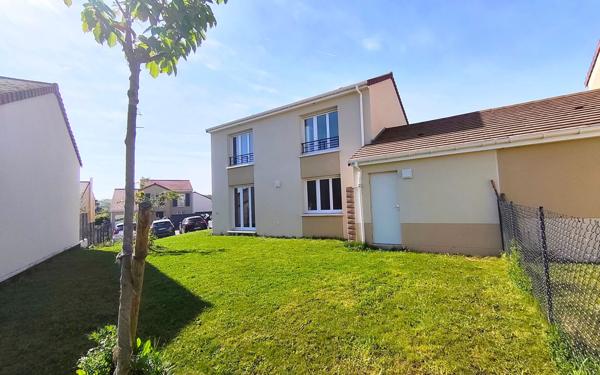 Maison à vendre    4 pièces • 91 m2 Épône