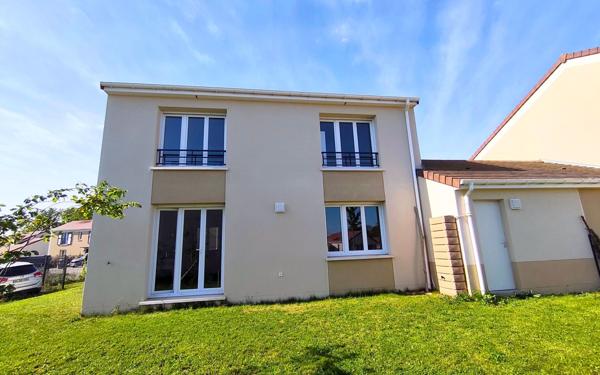 Maison à vendre    4 pièces • 91 m2 Épône